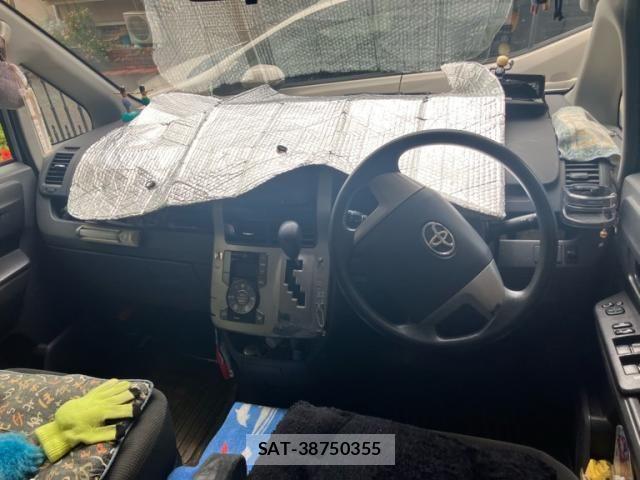 Toyota VOXY 2008-02 7510423-14