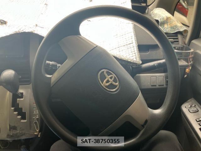 Toyota VOXY 2008-02 7510423-19