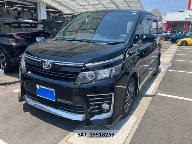 Toyota VOXY 2014-08 7510420-1