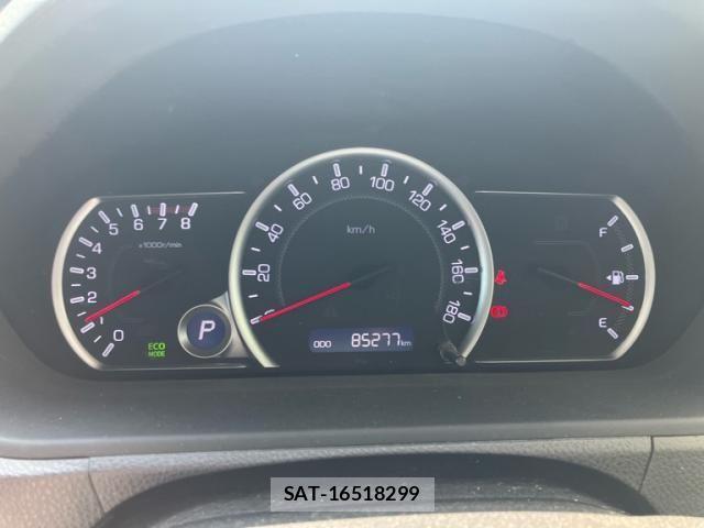 Toyota VOXY 2014-08 7510420-19