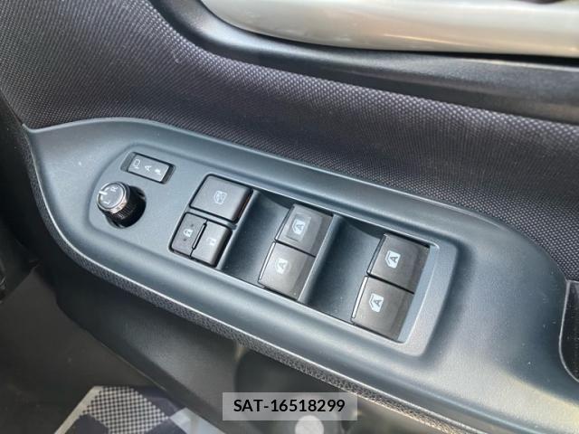 Toyota VOXY 2014-08 7510420-26
