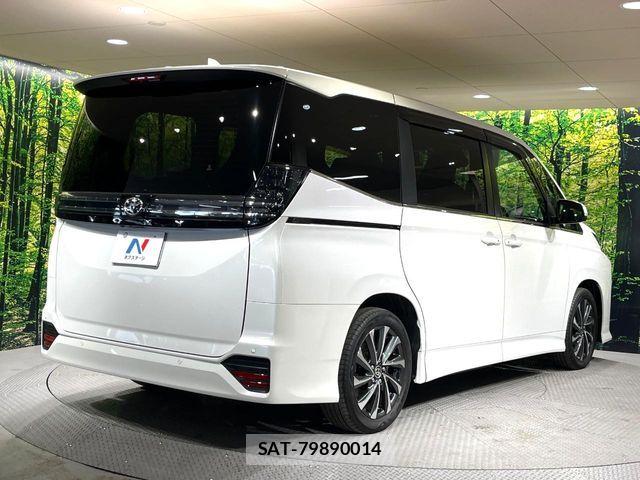 Toyota VOXY 2024-02 7503565-15