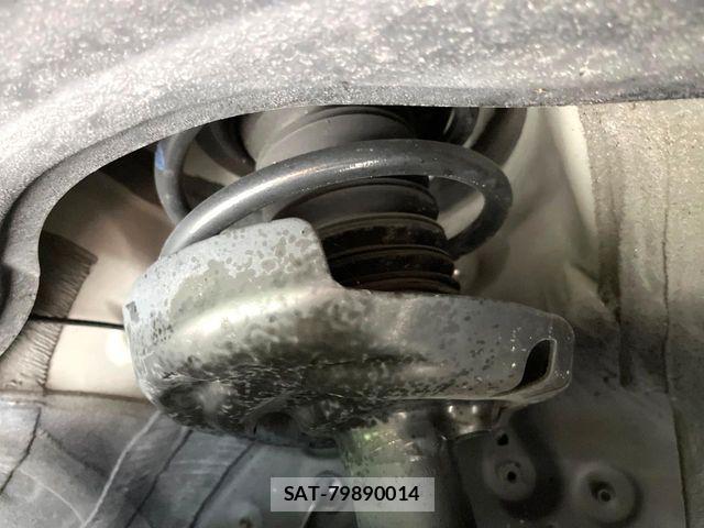 Toyota VOXY 2024-02 7503565-18