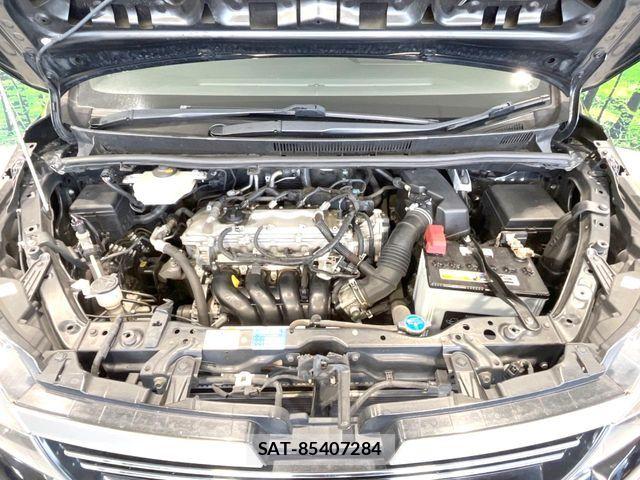 Toyota VOXY 2017-01 7503627-18
