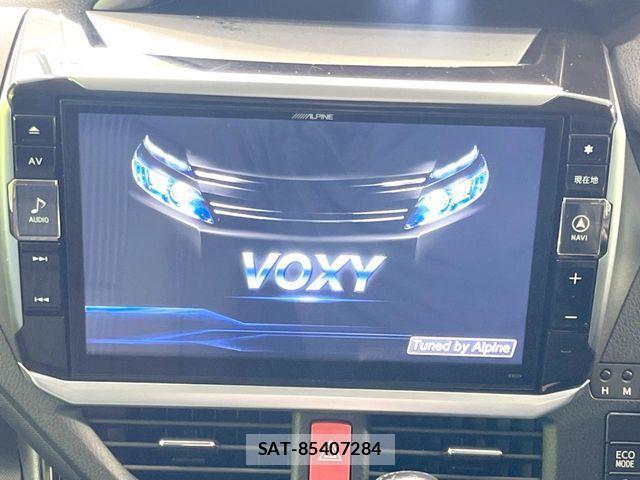 Toyota VOXY 2017-01 7503627-2