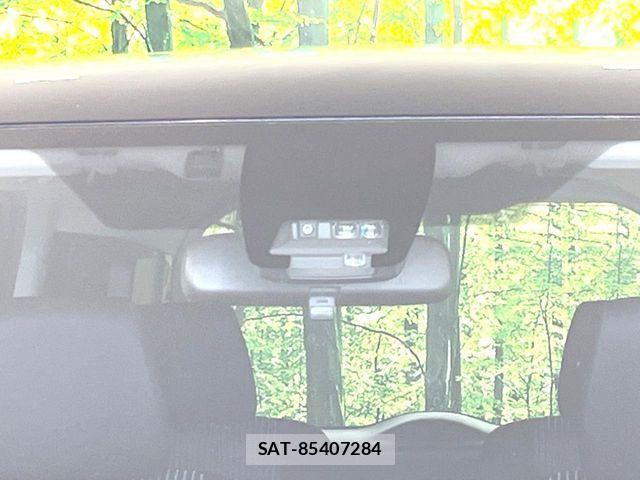 Toyota VOXY 2017-01 7503627-4