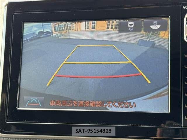 Toyota VOXY 2014-02 7510407-23