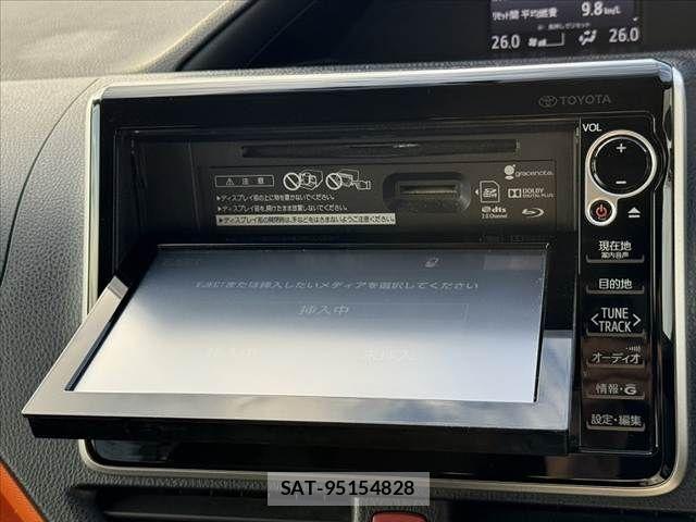 Toyota VOXY 2014-02 7510407-24