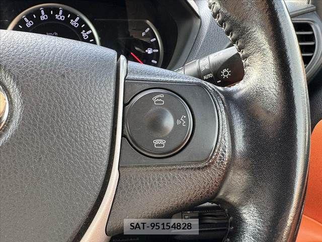 Toyota VOXY 2014-02 7510407-29