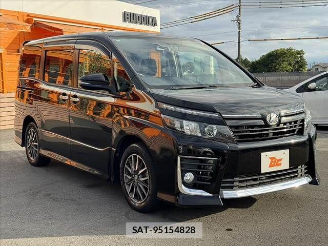 Toyota VOXY 2014-02 7510407-7