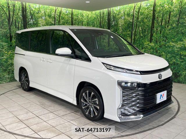 Toyota VOXY 2023-11 7503564-17