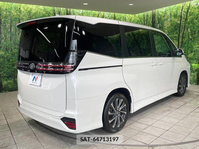 Toyota VOXY 2023-11 7503564-18