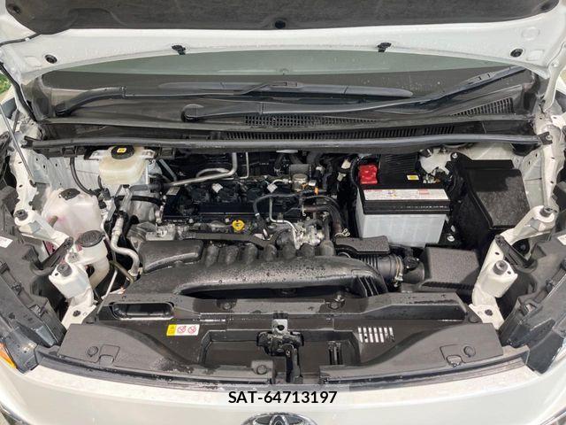 Toyota VOXY 2023-11 7503564-19