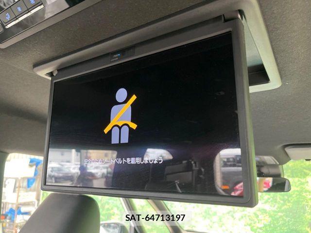 Toyota VOXY 2023-11 7503564-2