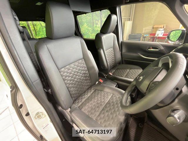 Toyota VOXY 2023-11 7503564-8