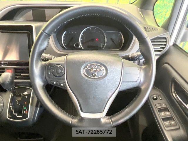 Toyota VOXY 2016-06 7503610-11