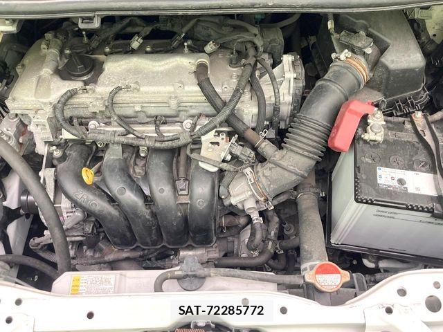 Toyota VOXY 2016-06 7503610-18