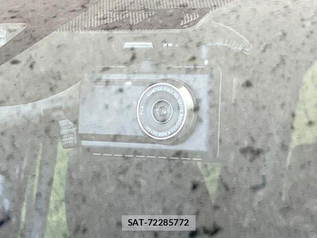 Toyota VOXY 2016-06 7503610-5