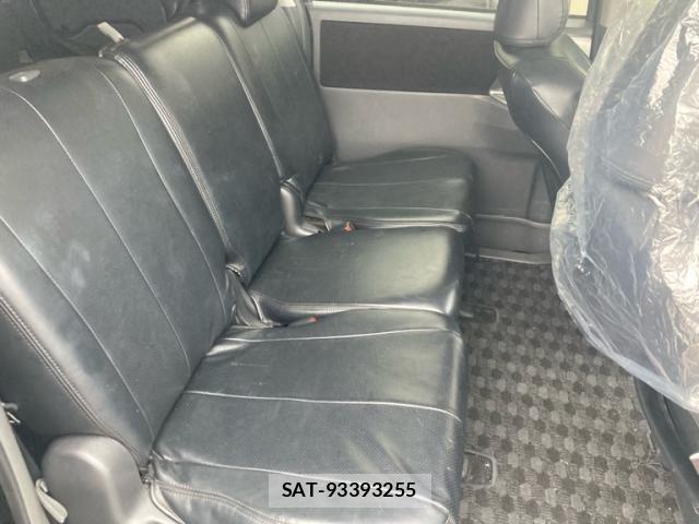 Toyota VOXY 2008-07 7503651-11