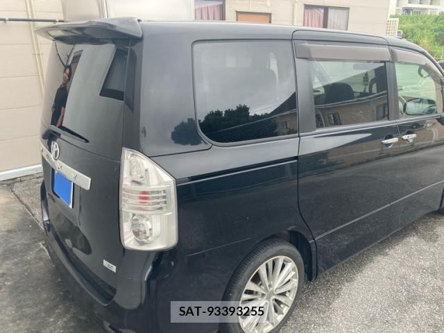 Toyota VOXY 2008-07 7503651-4