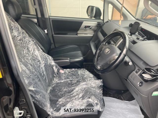 Toyota VOXY 2008-07 7503651-6