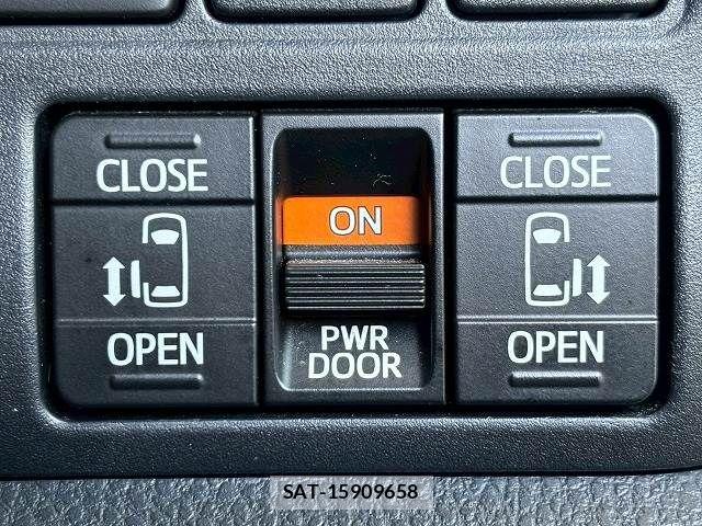 Toyota VOXY 2017-11 7503603-8