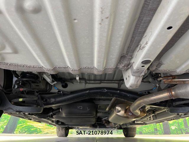 Toyota VOXY 2023-09 7503580-18