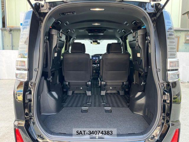 Toyota VOXY 2019-01 7503600-11