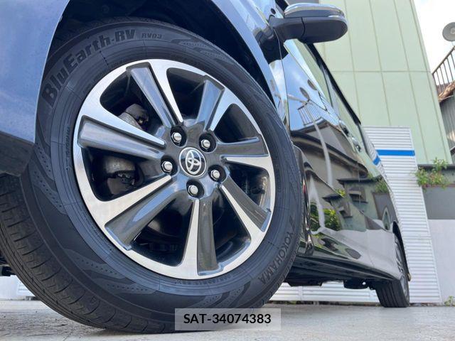 Toyota VOXY 2019-01 7503600-13