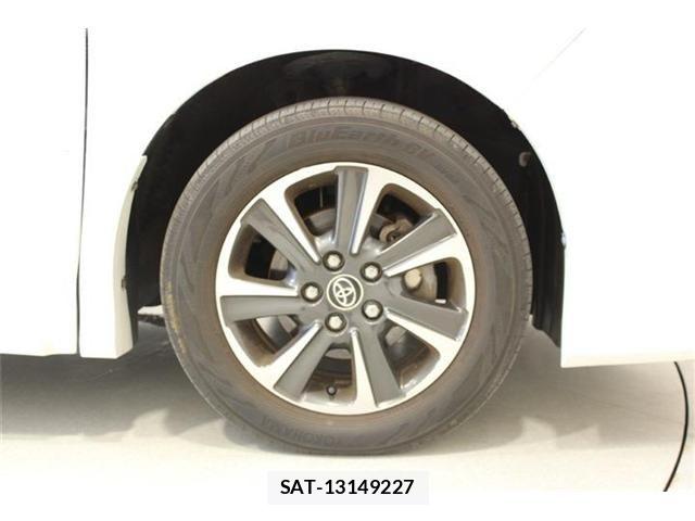 Toyota VOXY 2018-09 7510402-21