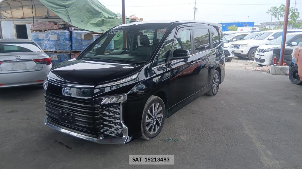 Toyota VOXY 2022 6920682-0