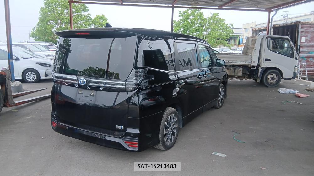 Toyota VOXY 2022 6920682-4