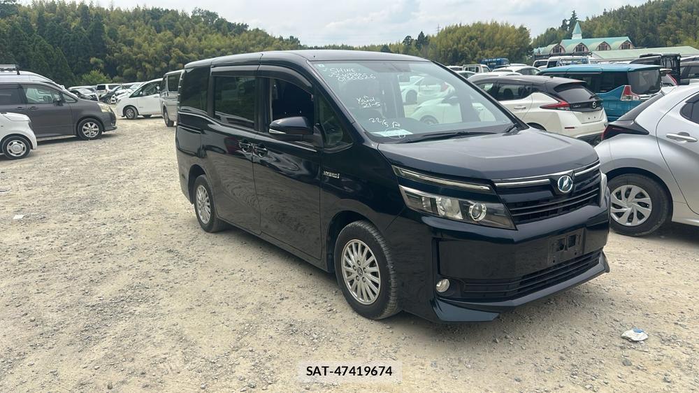 Toyota VOXY 2015 6920686-6