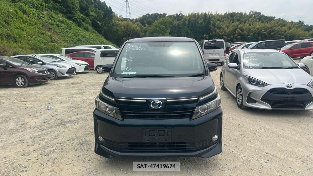 Toyota VOXY 2015 6920686-7