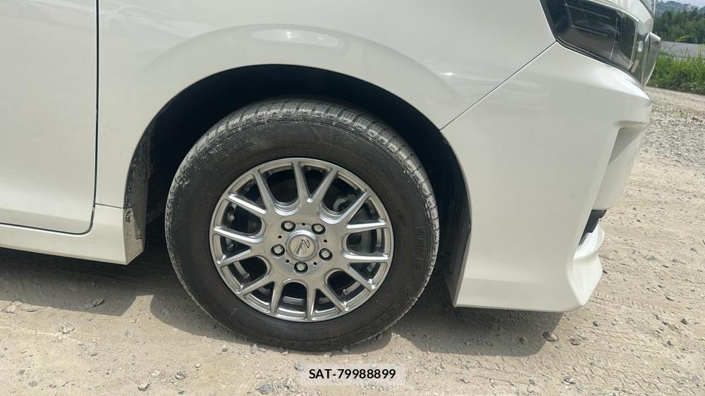 Toyota VOXY 2015 6788183-27