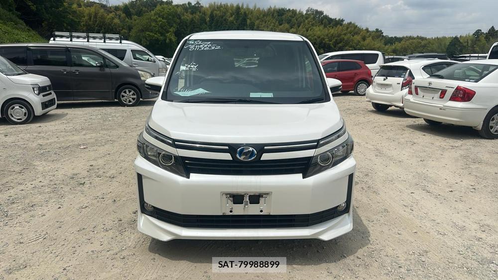 Toyota VOXY 2015 6788183-7