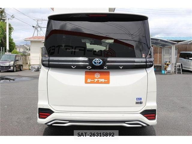 Toyota VOXY 2022-04 7563047-5