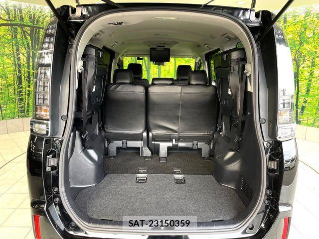 Toyota VOXY 2014-10 7563063-10