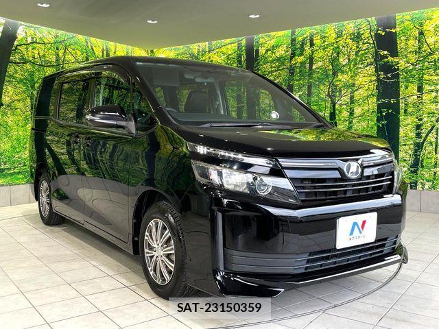 Toyota VOXY 2014-10 7563063-16
