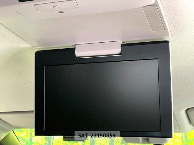 Toyota VOXY 2014-10 7563063-2
