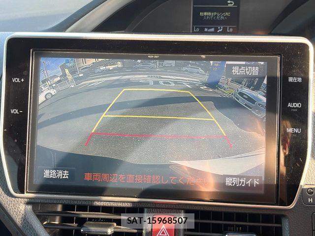 Toyota VOXY 2017-05 7563054-3