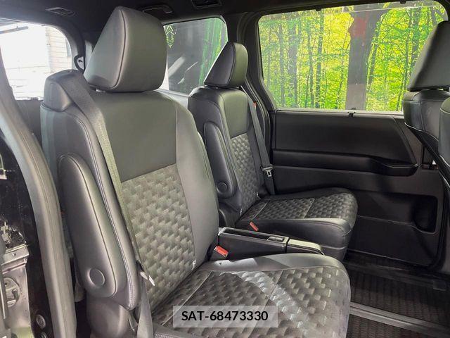 Toyota VOXY 2023-09 7563046-7