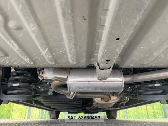 Toyota VOXY 2018-01 7563052-18