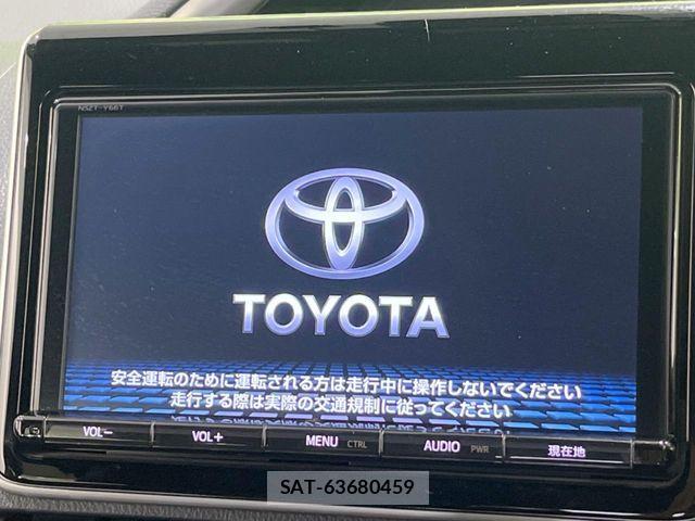 Toyota VOXY 2018-01 7563052-3