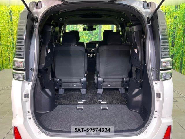 Toyota VOXY 2019-09 7563050-9