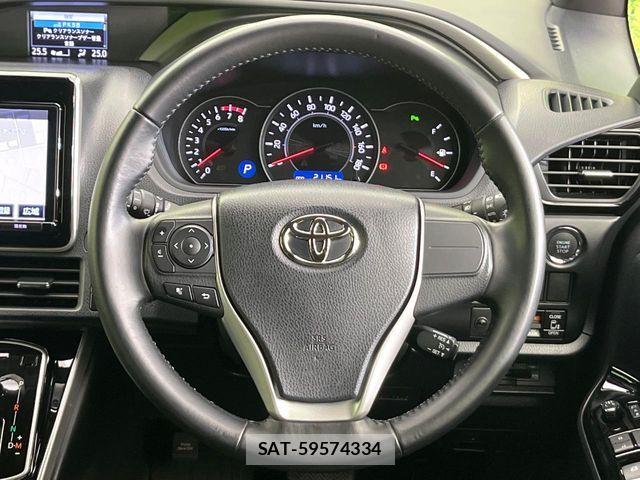 Toyota VOXY 2019-09 7563050-10