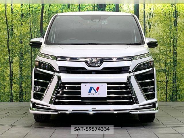 Toyota VOXY 2019-09 7563050-13