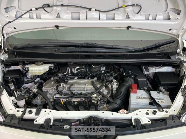 Toyota VOXY 2019-09 7563050-17