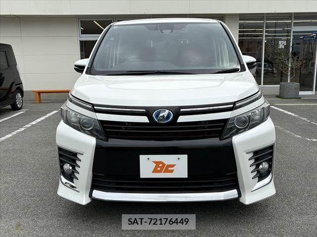 Toyota VOXY 2016-05 7563053-8