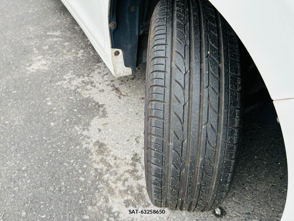 Toyota VOXY 2020 7335624-32